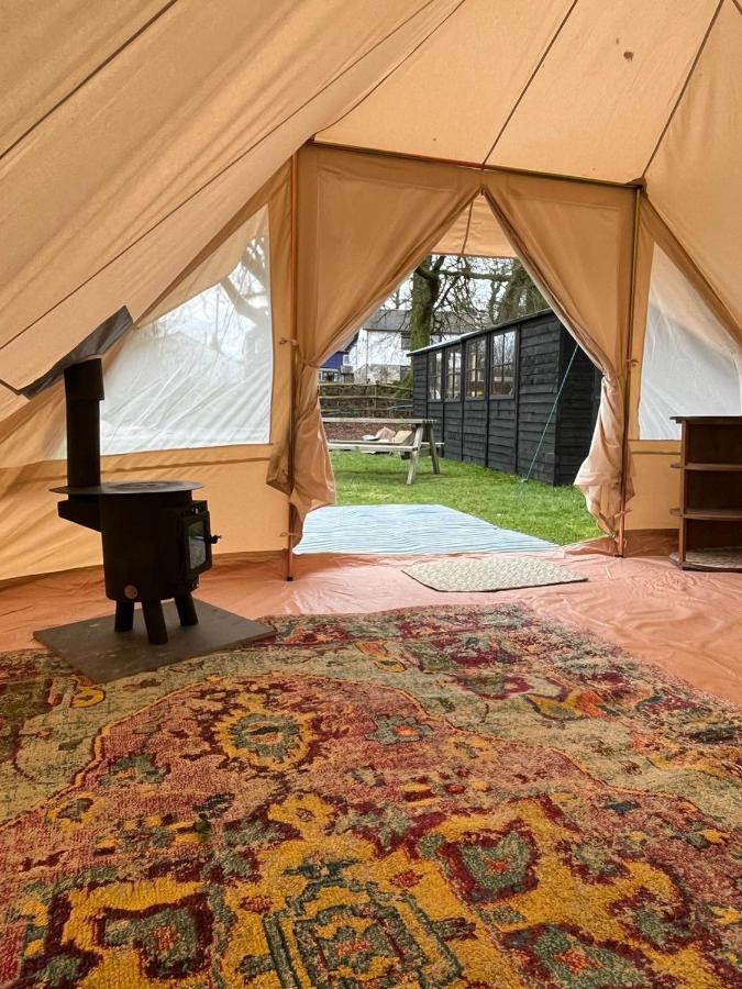 1 Glamping Tent With Kitchen & Electric On Small Family Campsite, No Bedding Supplied Narberth Exterior photo