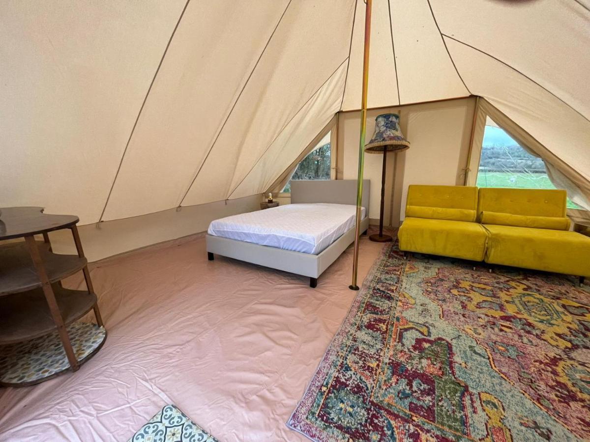 1 Glamping Tent With Kitchen & Electric On Small Family Campsite, No Bedding Supplied Narberth Exterior photo